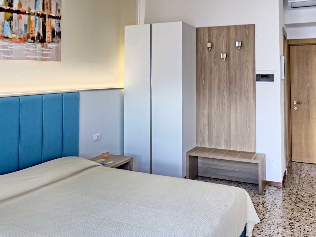 residence-gardasee-brenzone-einzimmerwohnung-casamaria-2-personen-01
